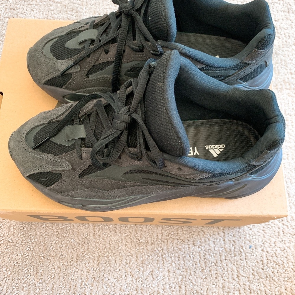 Authentic Yeezy Boost 700  V2  US 5 1/2 - Picture 8 of 11